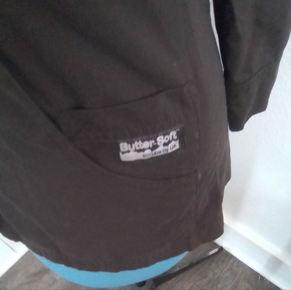 Butter-Soft Brown Scrub Jacket Button Up Small